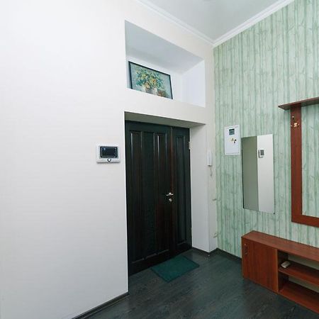 Двухкомнатная Студио На Саксаганского Κίεβο Εξωτερικό φωτογραφία